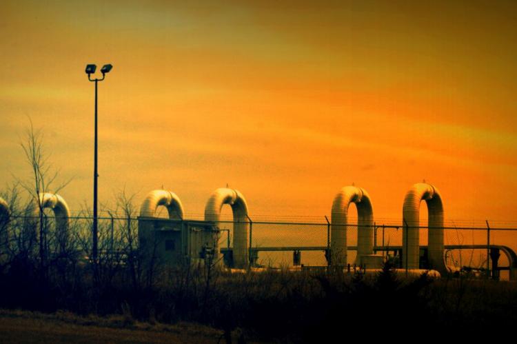 TransCanada Keystone Oil Pipeline (© 2013 shannonpatrick17, https://www.flickr.com/photos/shannonpatrick17/8480337530/in/photostream)