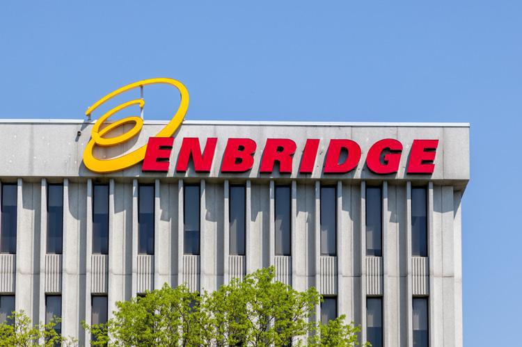 Enbridge Energy Headquarter (Copyright by Shutterstock/ JHVEPhoto) 