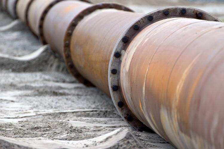 Pipeline Vandalism and Theft Plaguing Mexico (corlaffra / Shutterstock)