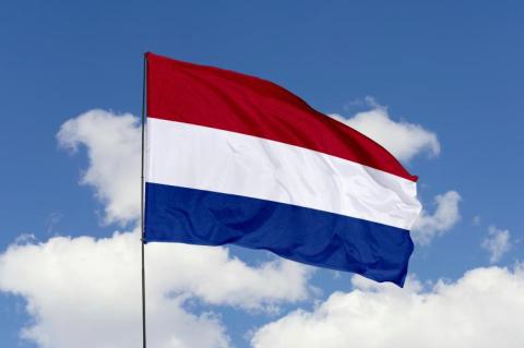 Dutch flag in the sky (© Shutterstock/Tatohra)