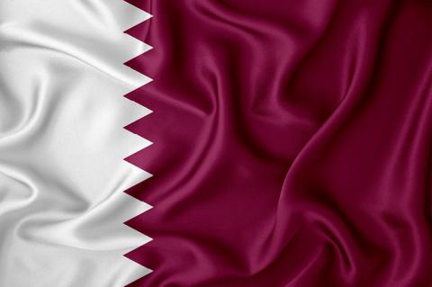 Flag of the State of Qatar (© Shutterstock/Comdas)