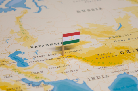 Flag of Tajikistan on the map (© Shutterstock/hyotographics)