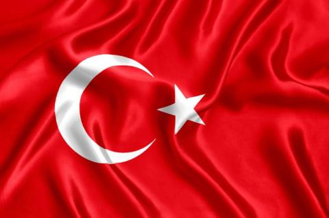 Flag of Turkey (© Shutterstock/Pavlo Lys)