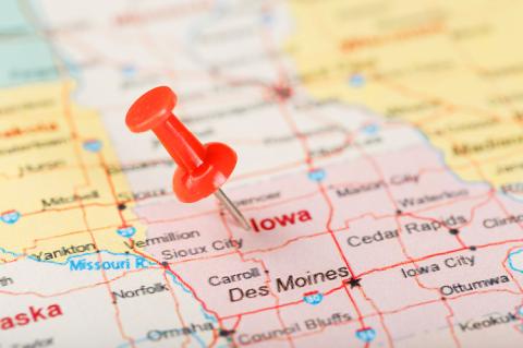 Iowa on the map (© Shutterstock/Aleksandr Grechanyuk)