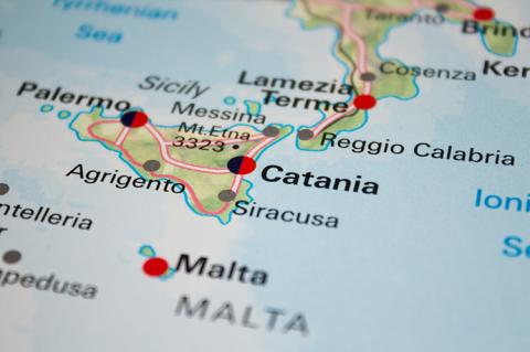 Map of Sicily and Malta (copyright by Shutterstock/Matheus Obst)