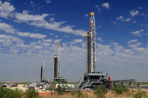 Oil and gas exploration in the Permian Basin (© Shutterstock/G B Hart) 