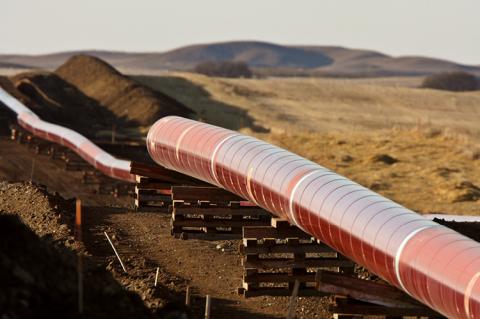 Pipes for natural gas pipelines (copyright bv Shutterstock/Pictureguy)