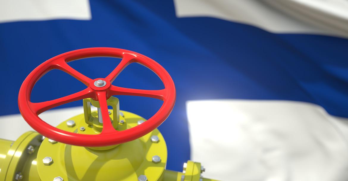 Gas valve and the flag of Finland (© Shutterstock/max.ku) 