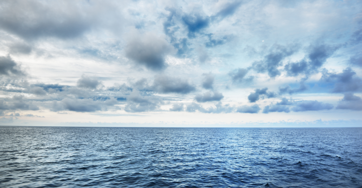 North Sea under a cloudy sky (© Shutterstock/Aastels)